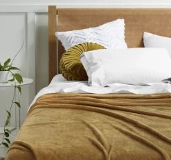 Accessorize Super Soft Blanket Range Gold Harmony