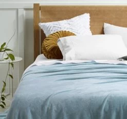 Accessorize Super Soft Blanket Range Mist