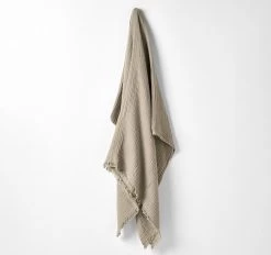 Crinkle 150x200cm Throw Rug Feather