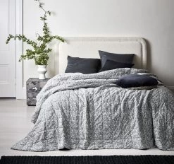 Varanasi Coverlet Mist