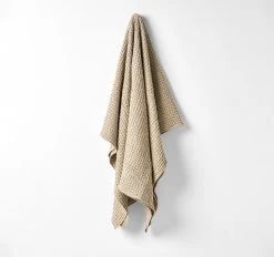 Waffle 140x200cm Throw Rug Feather