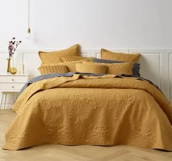 Bianca Gatwick Bedspread Set Range Gold