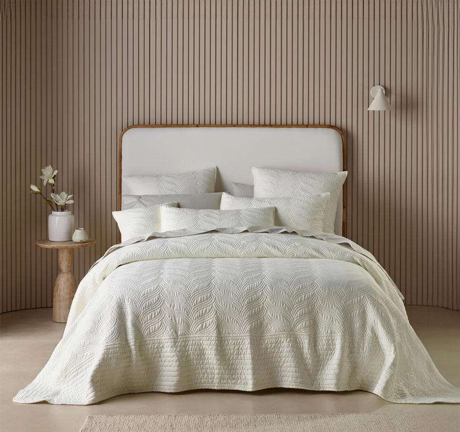 Bianca Kamala Bedspread Set Range Cream