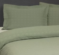 Villa Matelassé Coverlet Range Sage