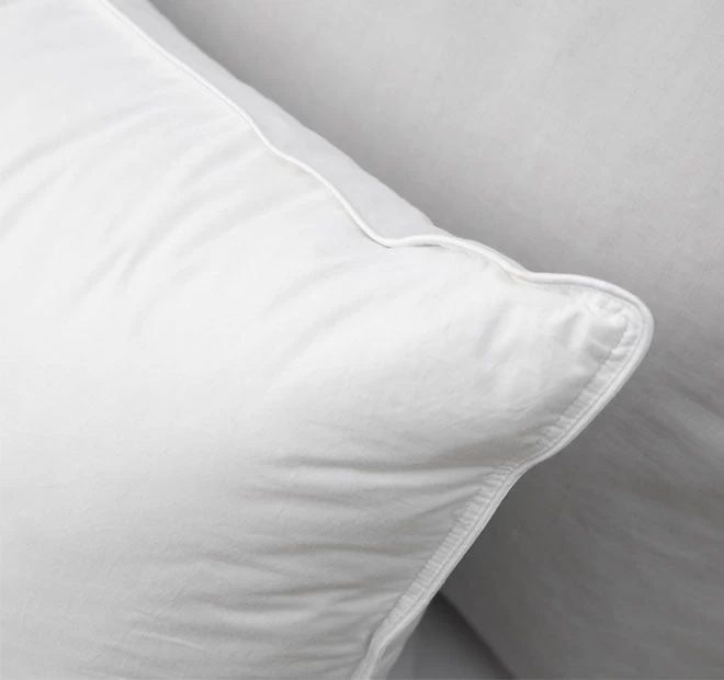 White Goose 85% Down And 15% Feather Surround Medium Standard Pillow - Image 4