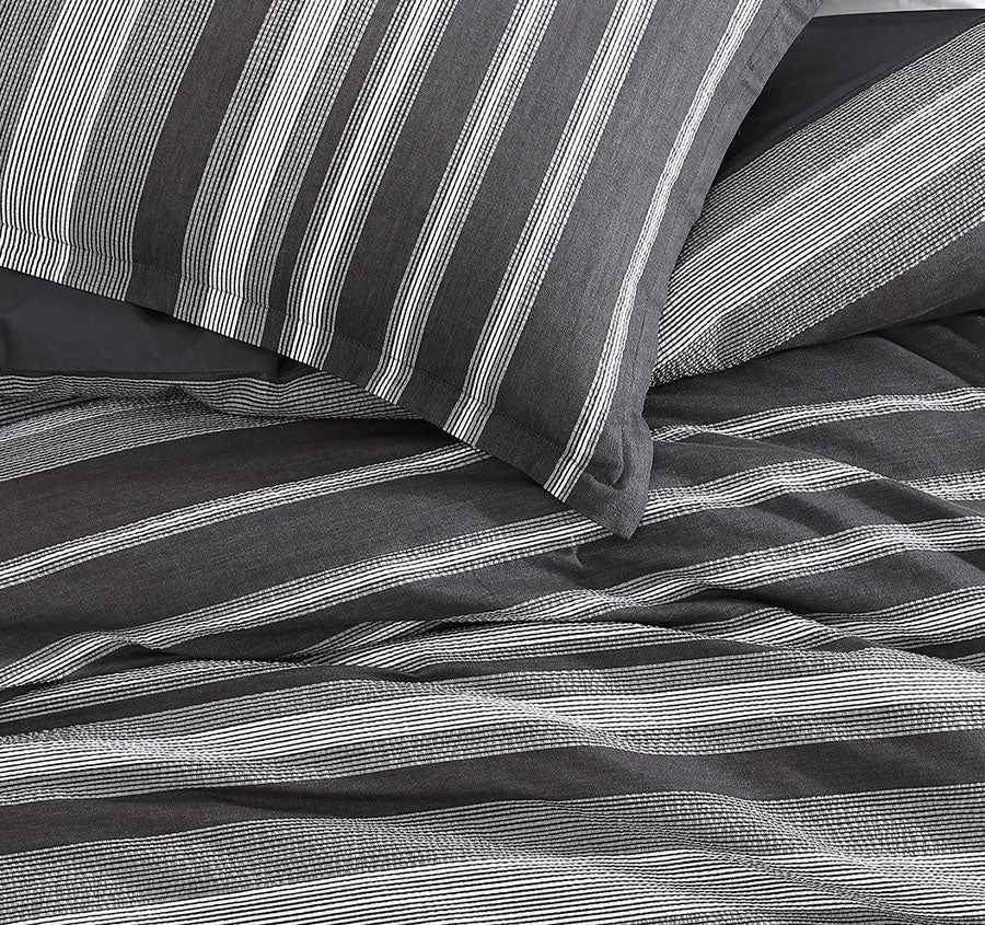 Hunter Quilt Cover Set Range Charcoal - Image 2