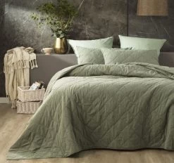 Attwood Coverlet Set Range Fern