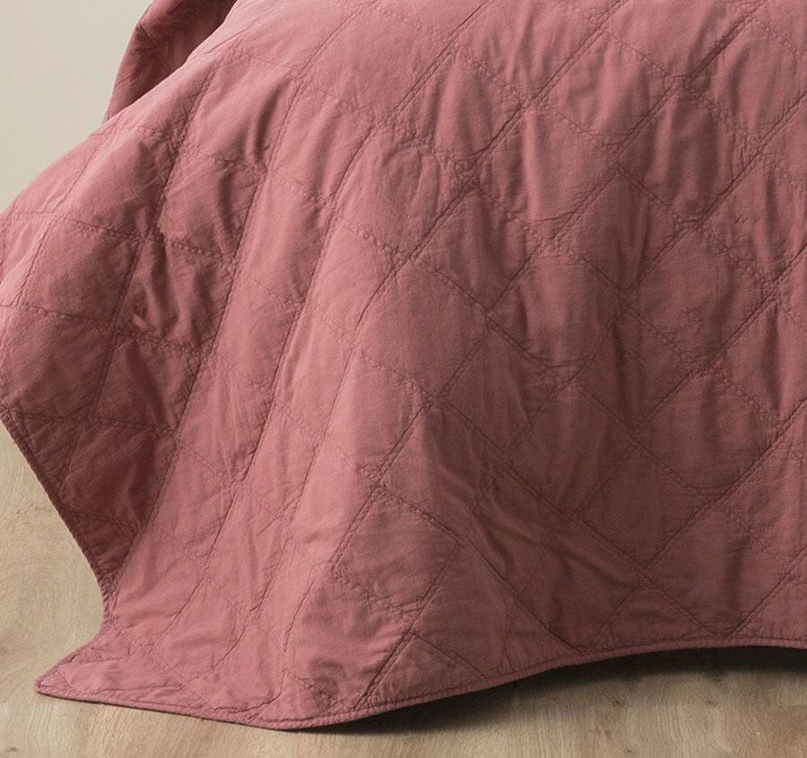 Attwood Coverlet Set Range Rose - Image 2