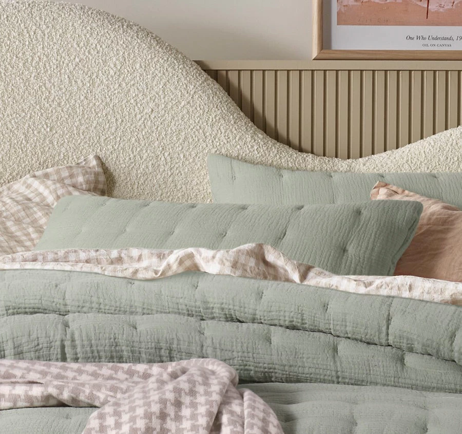 Hugo Comforter Set Range Sage - Image 4